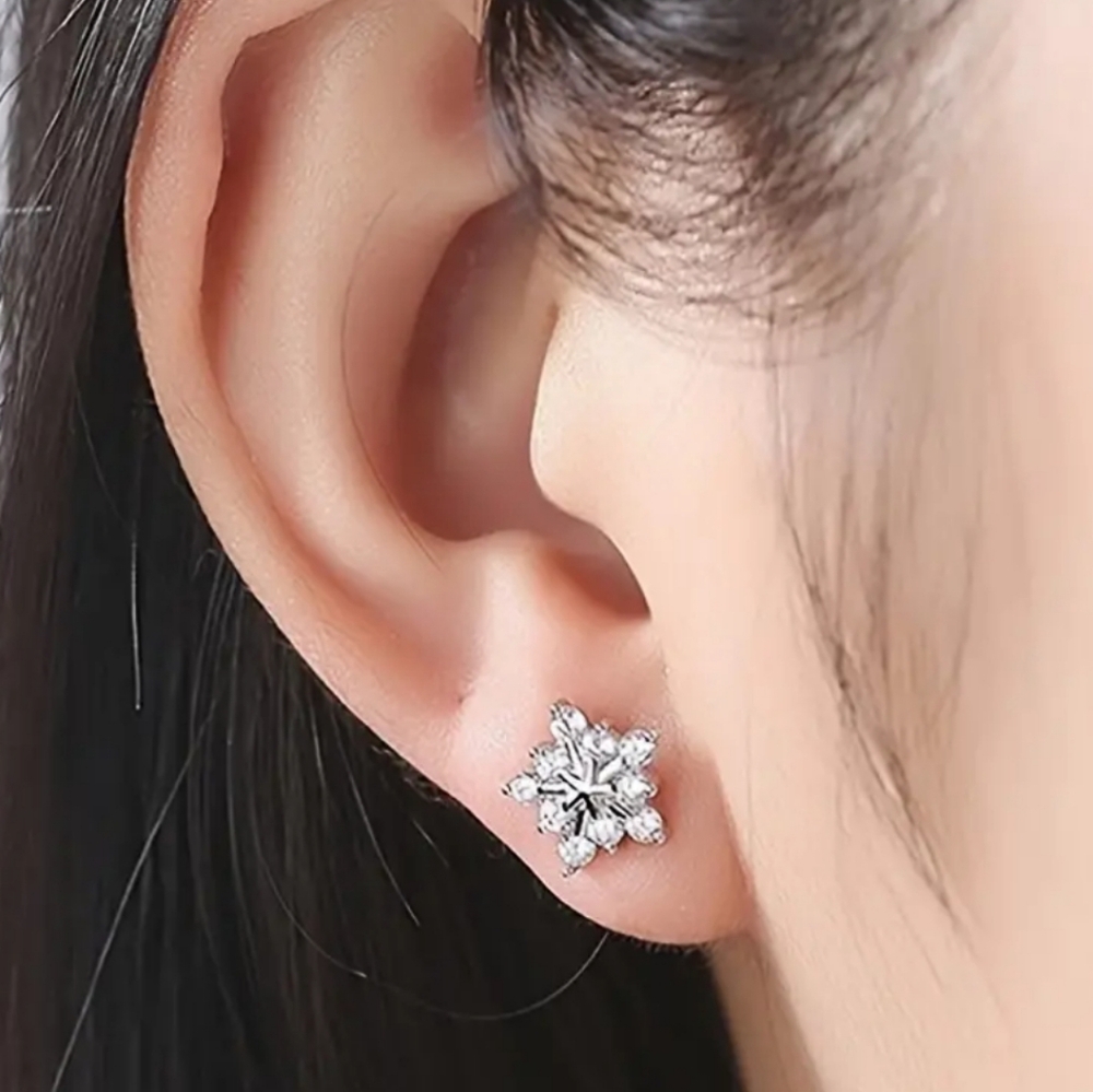 Sparkling Snowflake Rhinestone Earrings - Picture 4 of 5